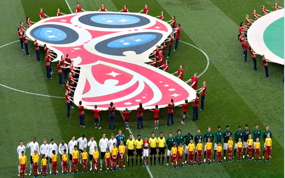 DemasiadaC's tweet photo. El día preciso en que el futbol de 🇩🇪 @DFB_Team  #DieMannschaft se fue directito ALV 🤪

Después de ese día perdieron en Copa del Mundo vs 🇰🇷Corea del Sur, 🇯🇵 Japón, 🇪🇨 Ecuador y fueron eliminados por 🇵🇾Paraguay. 

Al menos pueden presumir que golearon 🇨🇷 Costa Rica y 🇨🇼Curazao. https://t.co/HPwJscRCHv