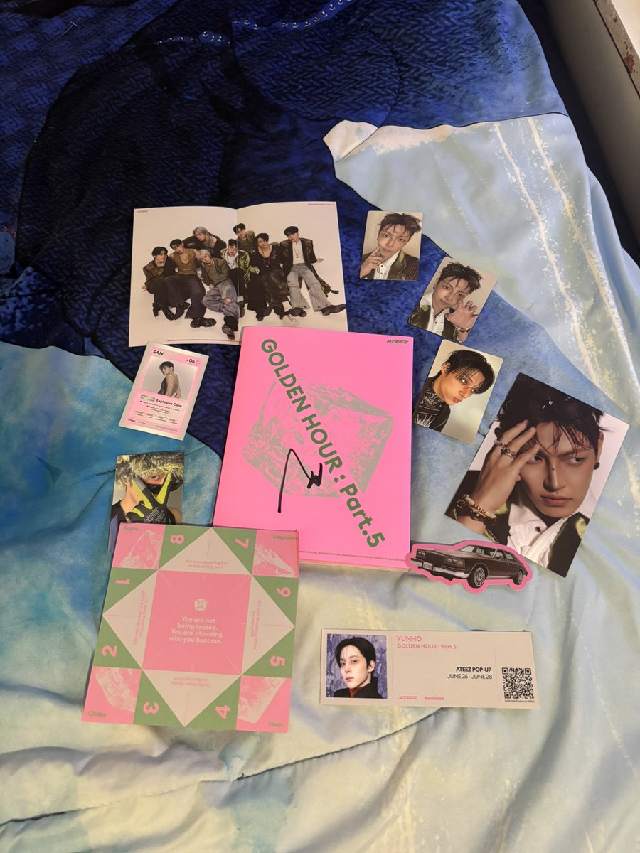 vante_bubble's tweet photo. I FINALLY GOT A SIGNED SAN ALBUM https://t.co/D6DbSDeM95