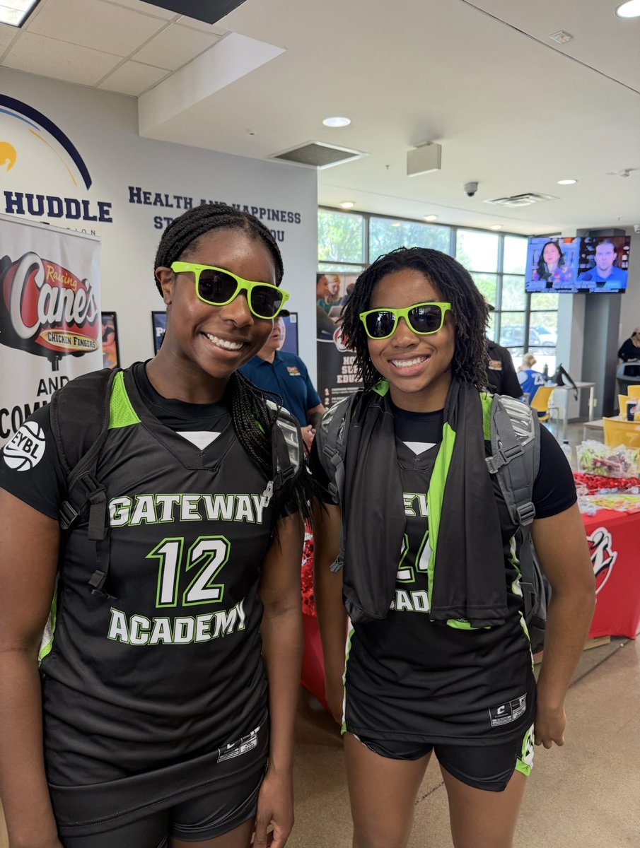 GoldCrownCO's tweet photo. 🌟 Sponsor Spotlight: @raisingcanes 

Thank you for being an incredible partner and for serving as the title sponsor of our High School Team Camps this summer! 

Your support helps make our mission possible! 👑 🏀

#GoldCrownPartner #SponsorSpotlight https://t.co/8sSZF2uiWp