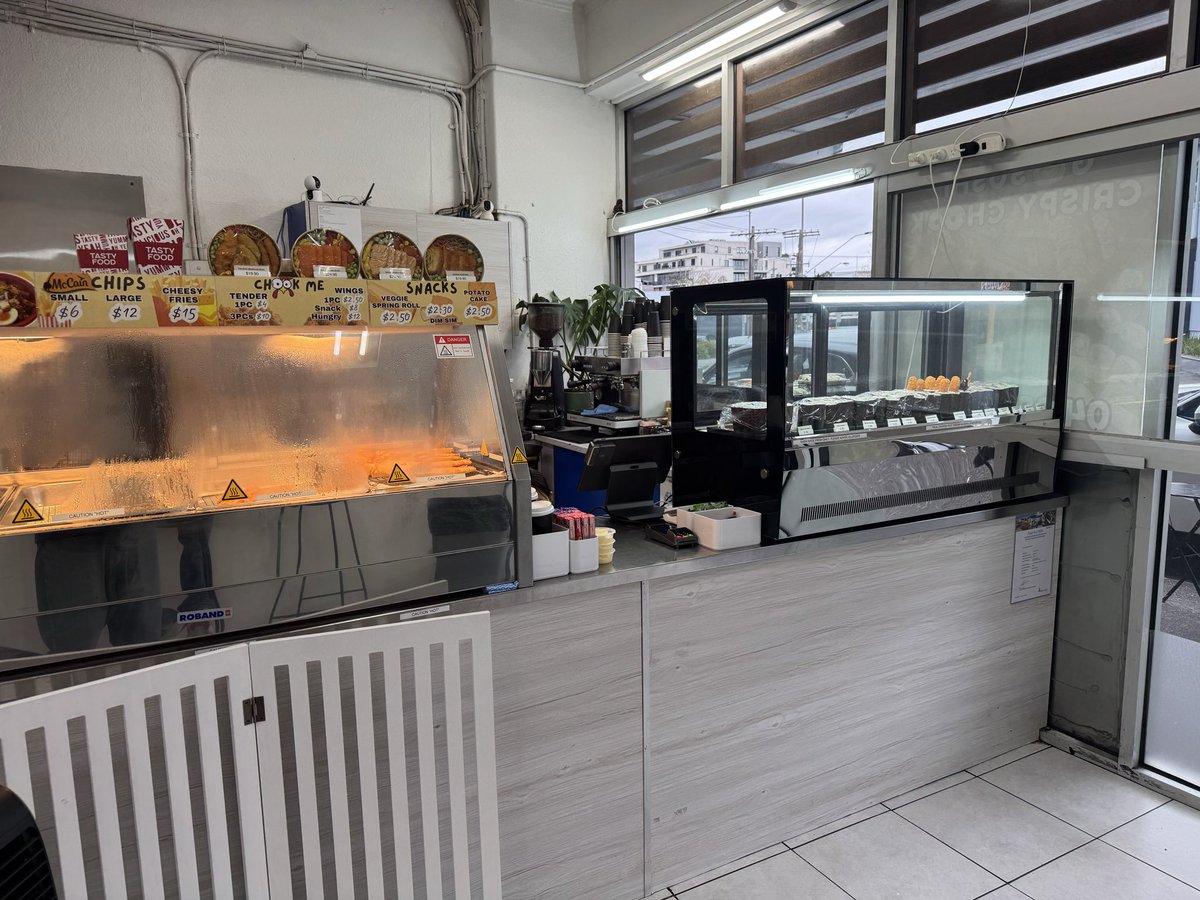 FruitLoopBaron's tweet photo. Go Sushi in Melbourne Australia received the best tech and services for their business @Shift4 #shift4dine https://t.co/hESQLUlT5L