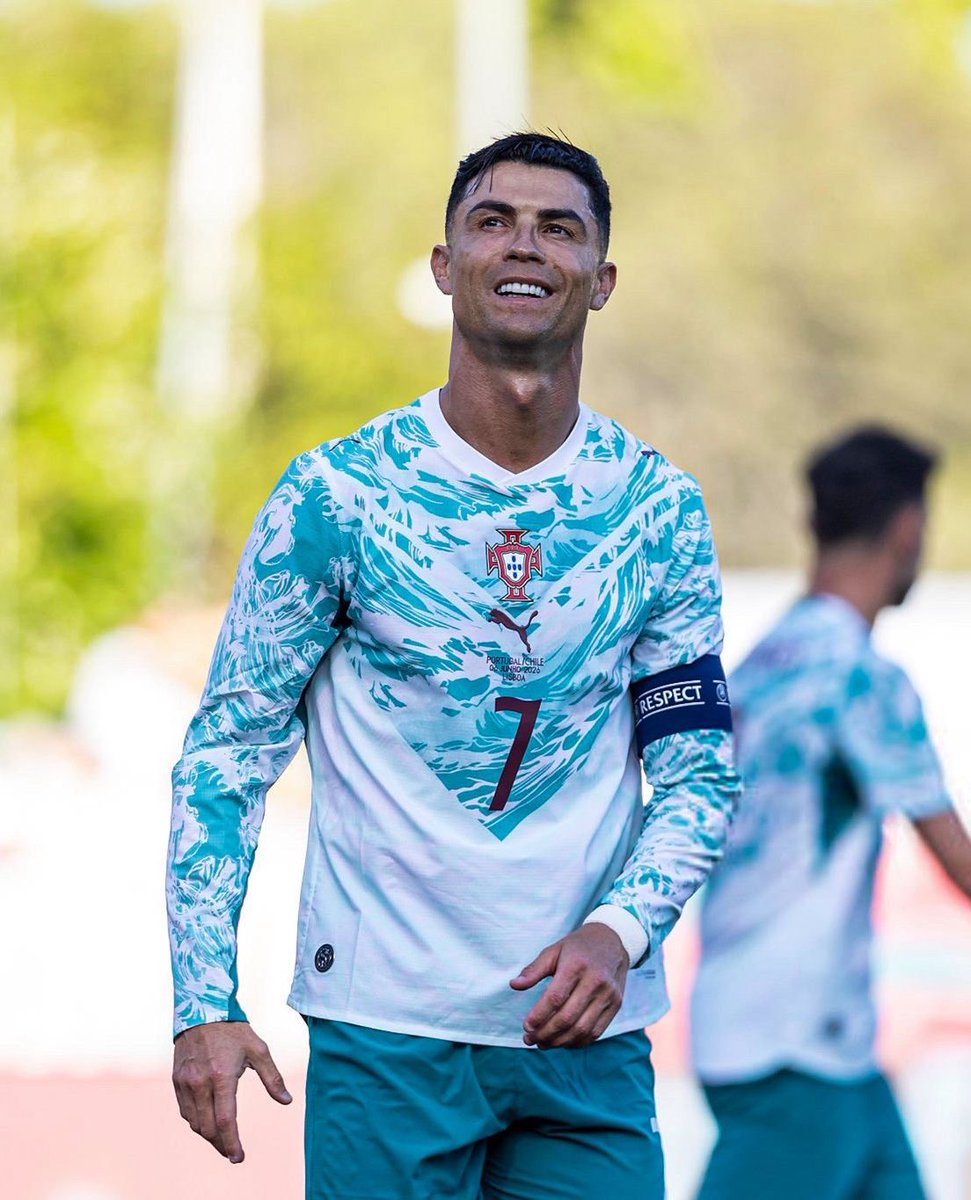 CRonaldoNews's tweet photo. 🔜✨🇵🇹 https://t.co/GzUluCMSYW