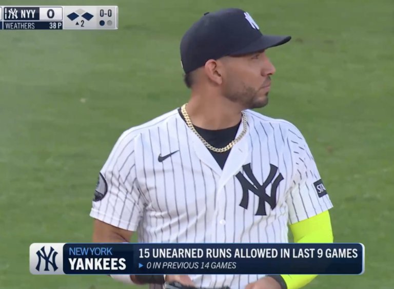 Bo8804's tweet photo. How to lose baseball games for dummies https://t.co/3VUaY14r9h