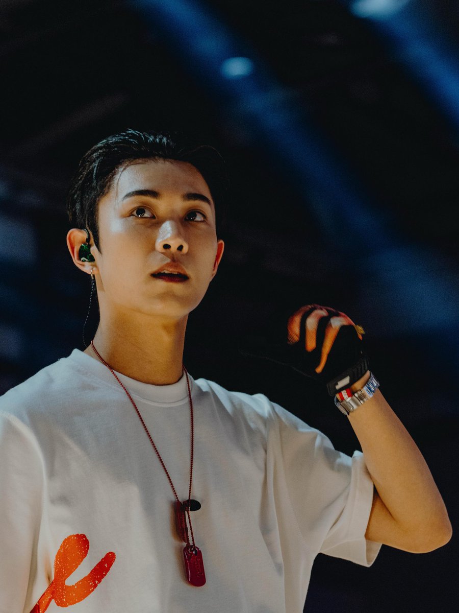 terjemahinRYUL's tweet photo. 260629 📸 leannefayye

NBA Rising Stars Invitational 

#률 #RYUL #롱샷 #LNGSHOT https://t.co/yjZVDaSn6o