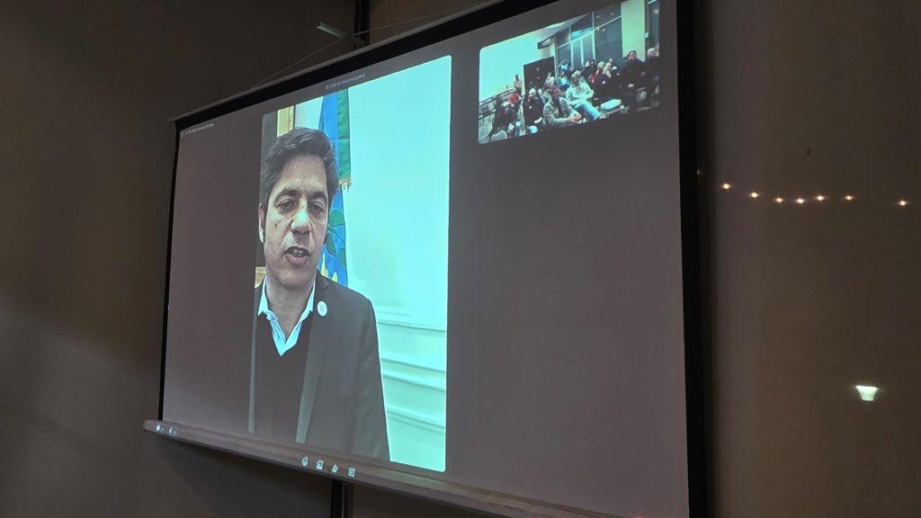 belurob_'s tweet photo. Kicillof apareció virtualmente en un encuentro del peronismo de Entre Ríos y dijo algo similar a lo que planteó el viernes en La Plata: “Venimos de un gobierno nuestro que no funcionó, hoy la responsabilidad histórica es organizarse para ganar” https://t.co/ft4XCkAEag