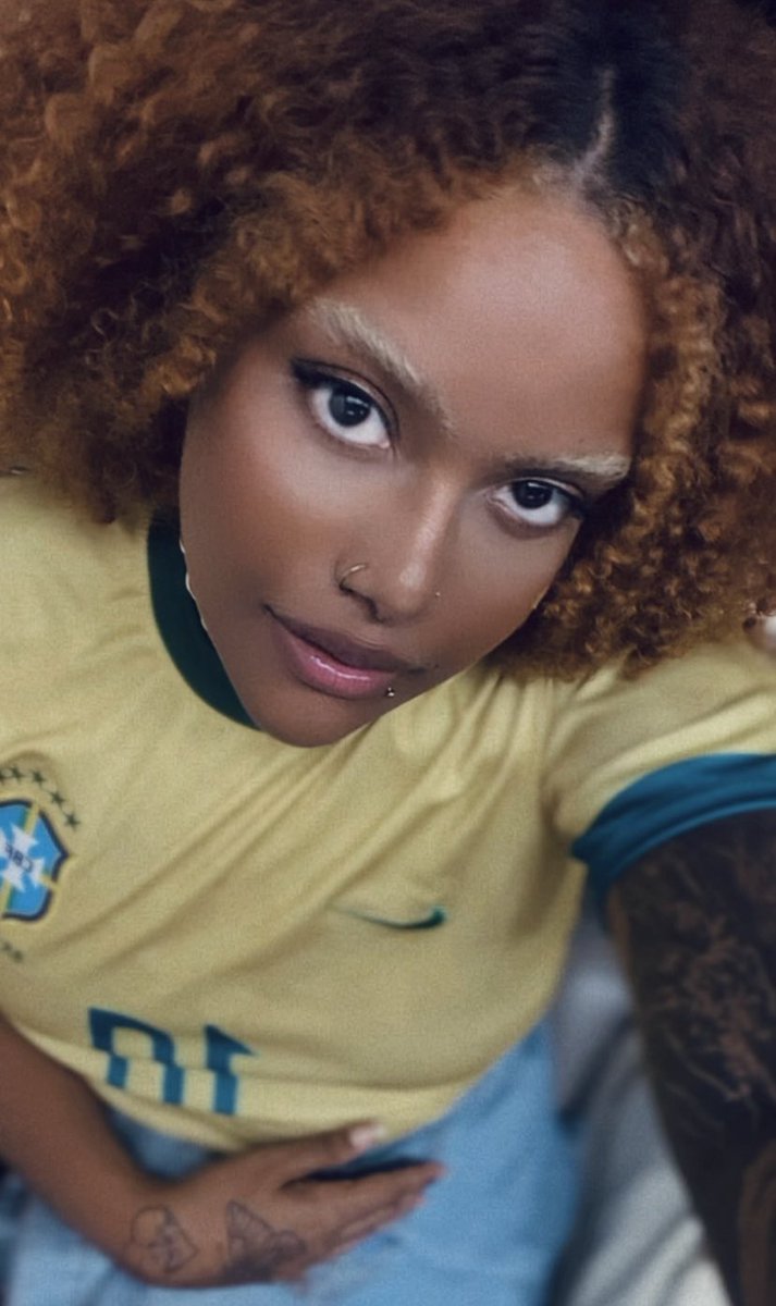 ten4z_'s tweet photo. urias - voz do brasil https://t.co/sMGUcKcwzh