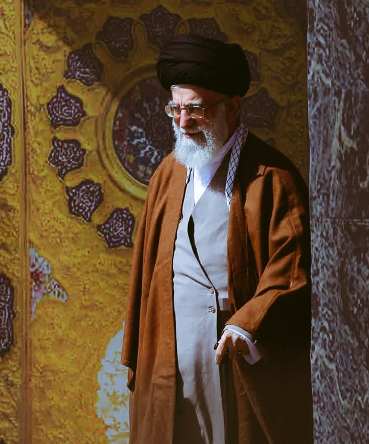 Hoda_joon's tweet photo. آقاجانم
تشنه لب در دل میدان چه حسینی رفتی
چه سرافراز به دیدار خمینی رفتی...
#باید_برخاست
#قوموا_لله https://t.co/2v7egd73Kt