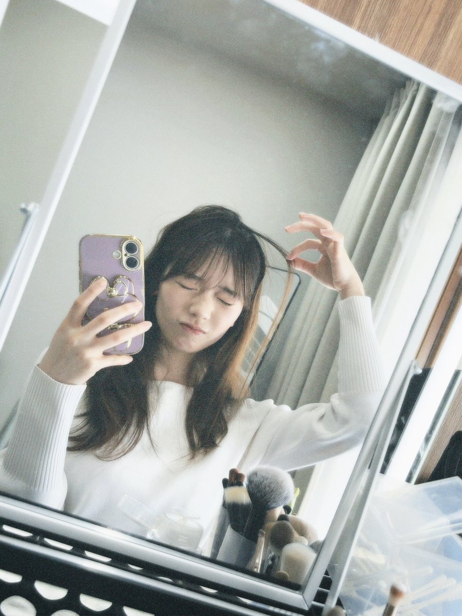 eimi_official's tweet photo. おはようございます🐰

たくさんの夢と希望をいただいて、
幸せな時間を過ごせた平岡です⚽️✨

今日は6月最終日。
湿度に負けず元気に頑張りましょう！
皆さま行ってらっしゃいませ♡ https://t.co/aeYuisPquW