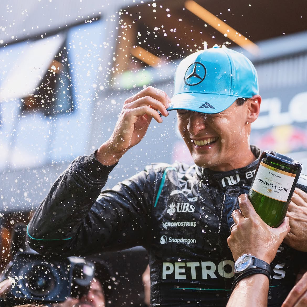 inforussellbr's tweet photo. 🍾

📸 | Michael Memmler https://t.co/hh1wVcdCy7