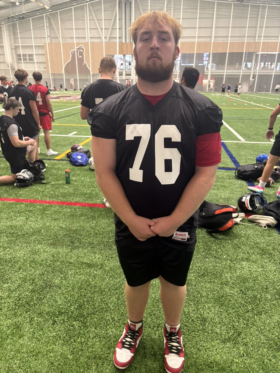 SmithLogan76's tweet photo. Had a great time @BrownU_Football camp yesterday! Learned a lot and loved showing you what I can do. Thank you @BrownHCPerry for an amazing time! It was great meeting up with @CoachT_CMU @CoachMarsella @FBCoachPaquette
@AB_Balogh21 and chatting with each of you!  @VBsalemfootball @MarkHall_59