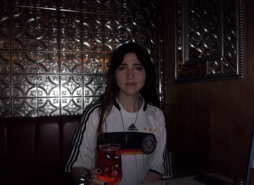 wingedskeleton's tweet photo. Hate myself will delete (and kms) https://t.co/tiQpFKaznK