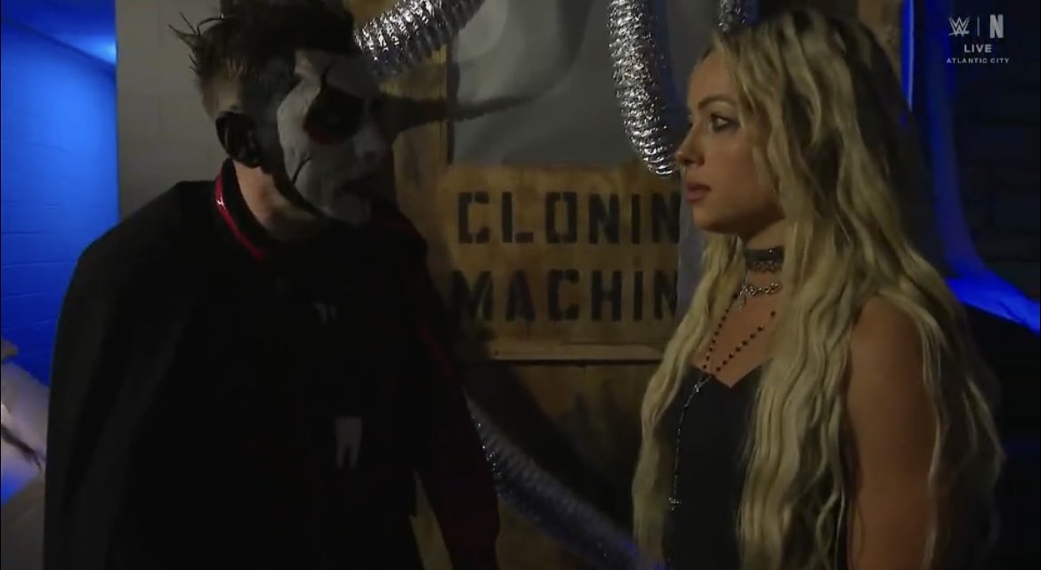 TwistedJohnX's tweet photo. why is the women’s world champion involved with DANHAUSEN.. this reign is a joke 

#WWERaw https://t.co/LoGfVvi3TR