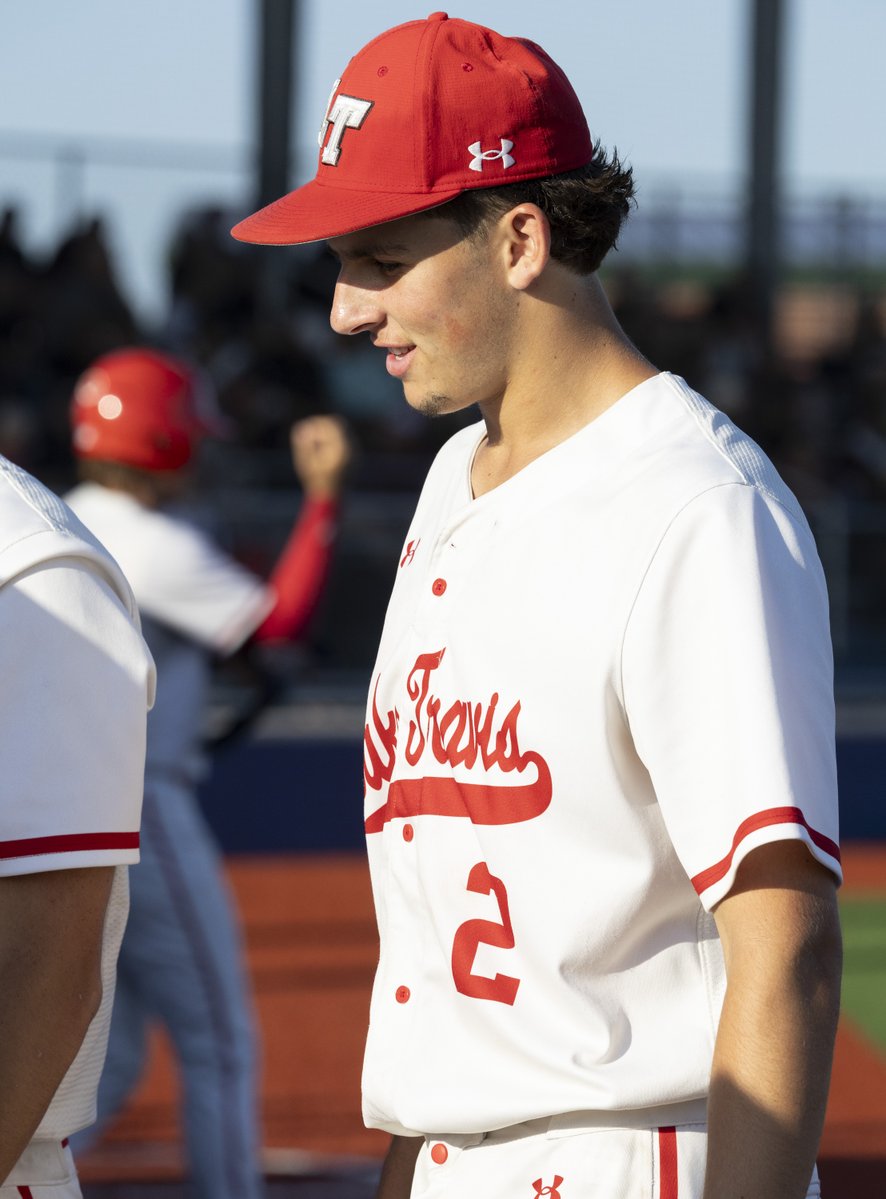 paulbrick's tweet photo. @LTCavBaseball, action photos from the big Game 1 win over Summer Creek are posted on MaxPreps!: 

https://t.co/dbE3dXbsKj https://t.co/nUQcbGycc7