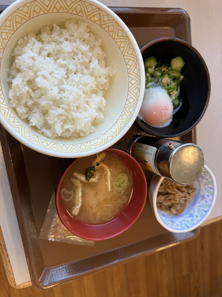 to_mnnf's tweet photo. 脱朝ラー界隈
脱大盛したい界隈 https://t.co/4CHYaLgWd6