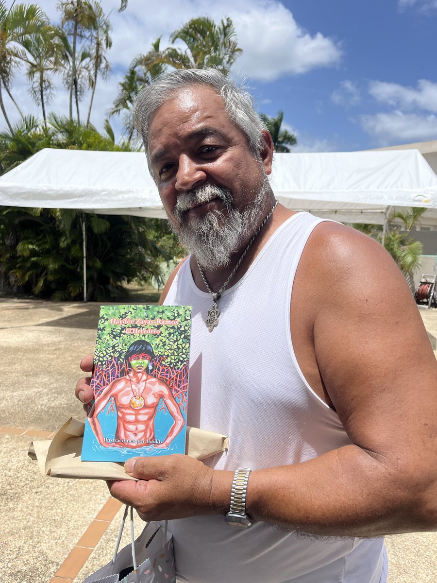 VivoCuento's tweet photo. Los taínos no se extinguieron. ¿Ya leíste El heredero? Lo consigues en Amazon (busca Haydée Zayas Ramos Books) o con esta servidora. 

Adquiérelo aquí https://t.co/jcDiGnu89h
Nota: solo el libro, no el modelo taíno. 😁😅

#tainos #fantasía #historia https://t.co/iMpJnxInQj