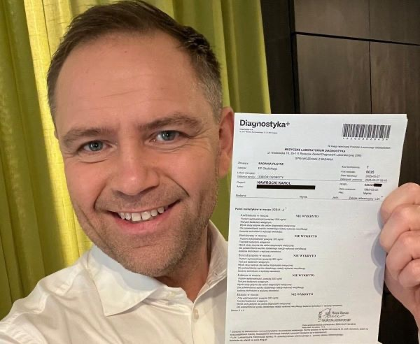 Andy21Pol's tweet photo. @snaw_eu Trzeba sprawdzić te kwity z badań, z czasu kampanii, że rzekomo czysty. Bo jak czysty to nie otruty. Przekaz ewidentnie się rozłazi Karolowi. https://t.co/logXjZDCsK