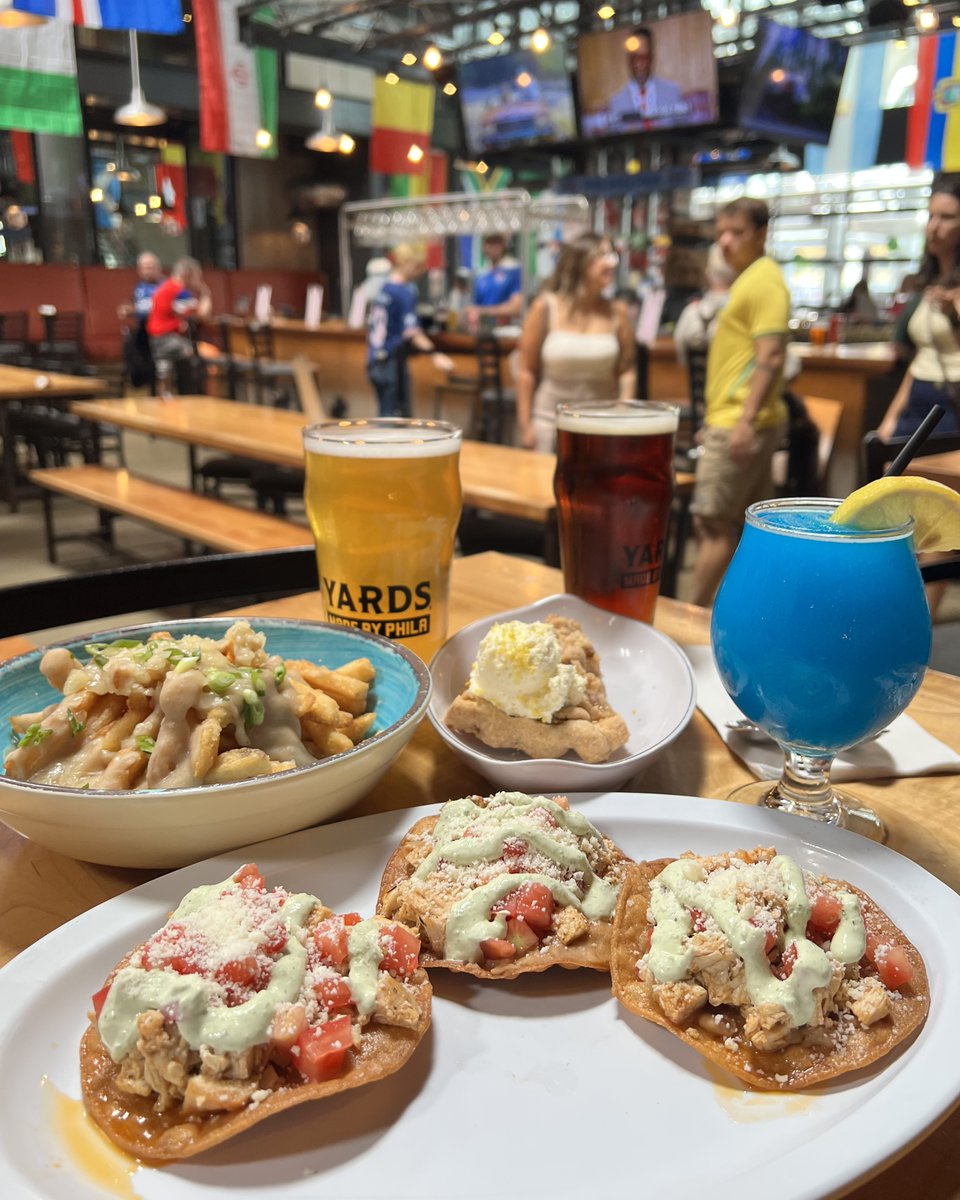 yardsbrew's tweet photo. Good food. Cold beer. Big matches.

Our tournament menu is here featuring North American-inspired favorites, plus The Equalizer Keller Helles, Team BLU.S.A. frozen cocktails, and all the soccer action on our big screens. https://t.co/5UEJPsvDJT