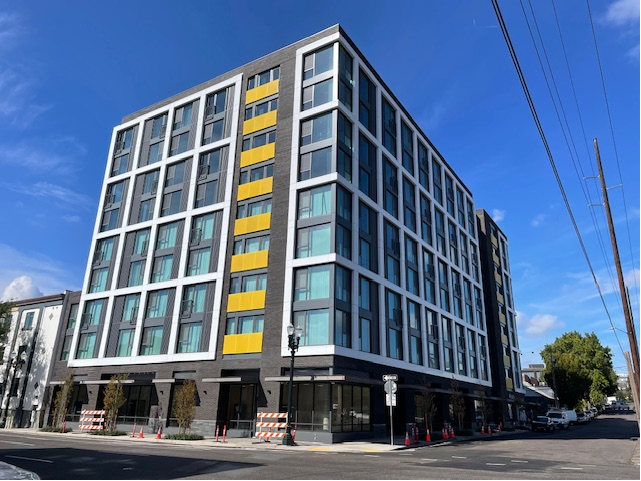 PortlandHousing's tweet photo. Already fully leased, Alder 9 includes 25 units of Permanent Supportive Housing (PSH) for those exiting homelessness, with services from @ImpactNW, and 53 deeply-affordable homes. Centro runs an on-site employment/education hub, and @engageforlife offers age-friendly programs. /2 https://t.co/JILsSkLASt