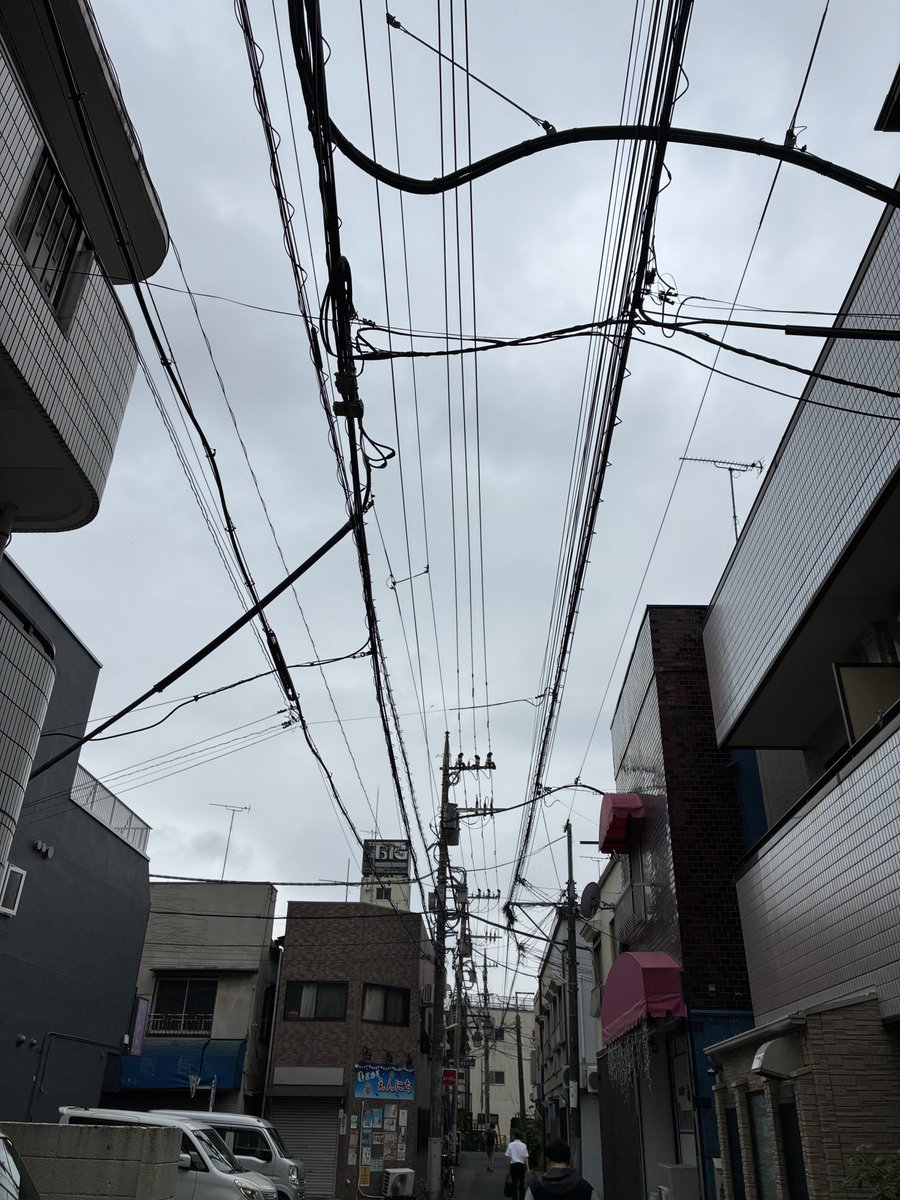 pc_tone's tweet photo. おはようございます。
曇り空の朝です。
蒸し暑いです。
今日も一日頑張っていきましょう♪

#パソコン教室TONE（トーン）
#東京都清瀬市松山 https://t.co/NYojQH0rTD