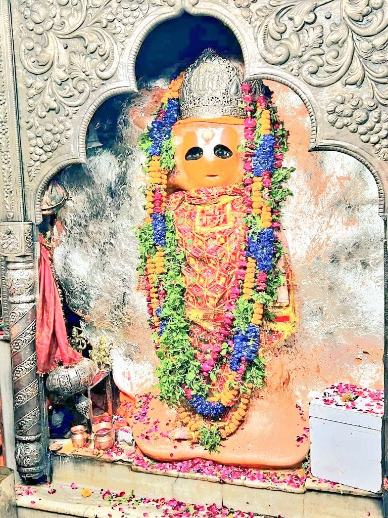 AlokTiwari9335's tweet photo. जय हनुमान ज्ञान गुन सागर।
जय कपीस तिहुँ लोक उजागर॥

बोलो जय श्री राम जय श्री हनुमान 🙏🚩 https://t.co/AzsmRcRfF6