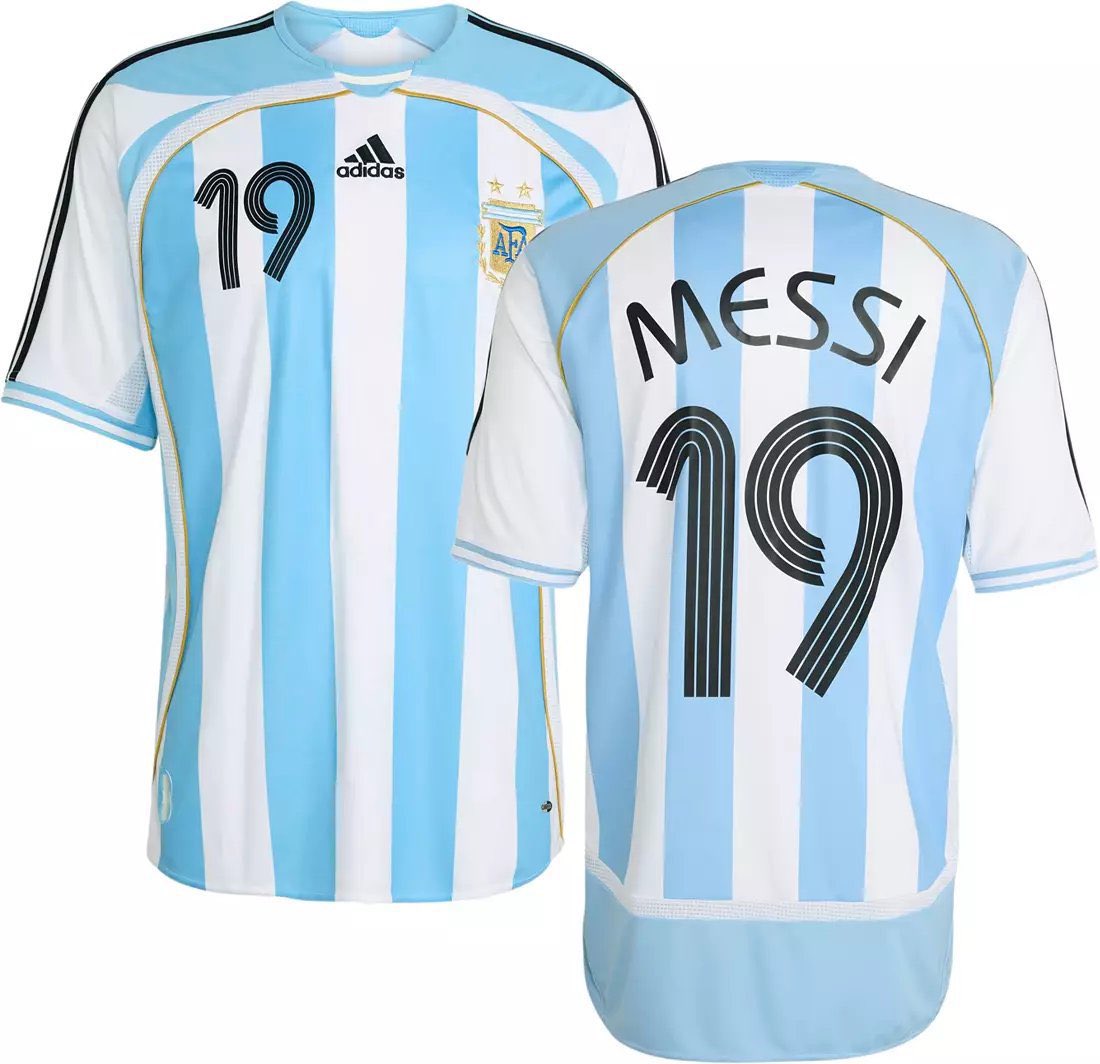 DealsByElden's tweet photo. #MacysDeals #MacysPartner #ad
NOW $111.99 adidas Lionel Messi White Argentina National Team 2006 Bringback Home Jersey (REG PRICE $140) @ Macys
Shop: https://t.co/d8sTwXMJbg https://t.co/FzS2ilC4nb