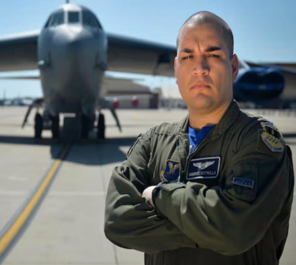 UnderTheShield_'s tweet photo. Lt. Col. Gabriel Estrella

Psalm 91:11
 "For He will command His angels concerning you to guard you in all your ways." https://t.co/Lon28SbhNO
