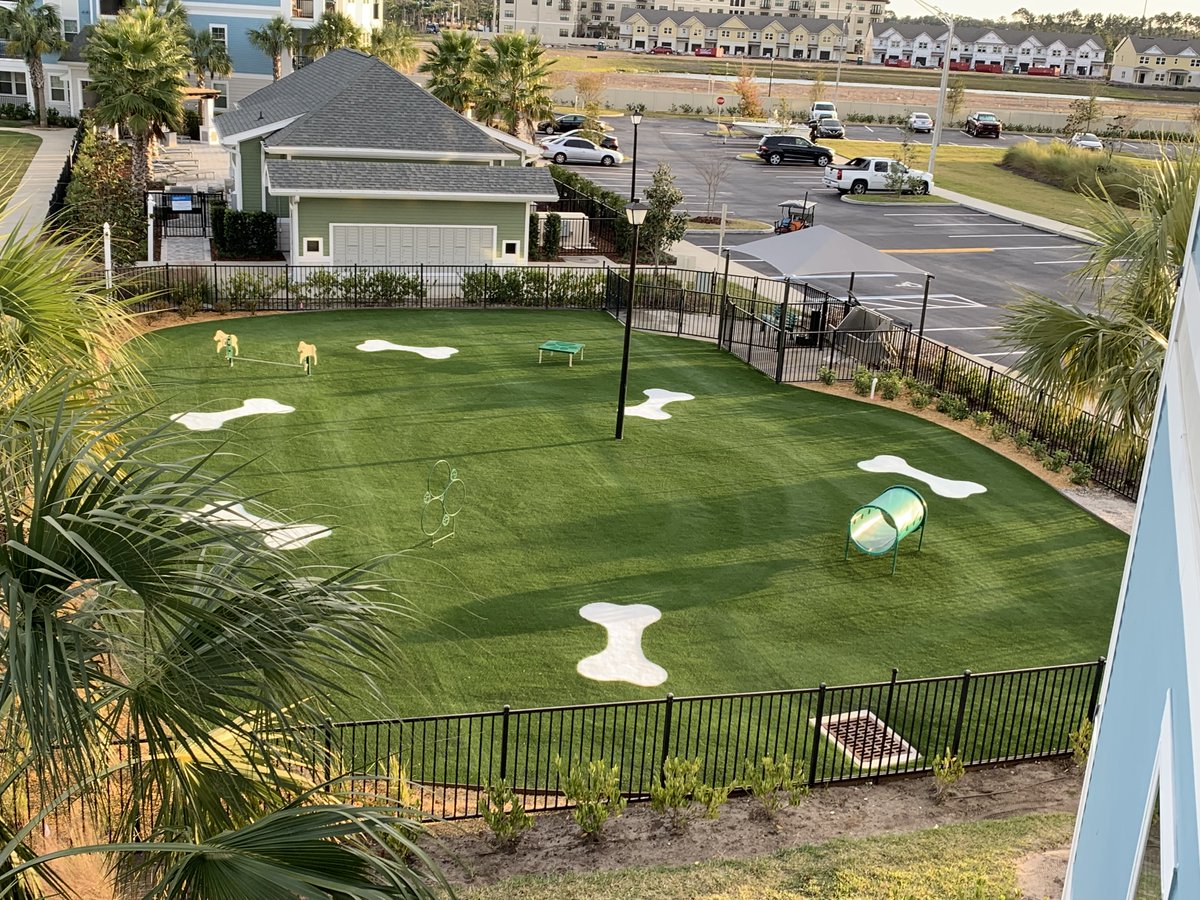 _Shawgrass's tweet photo. πΎπΏ Built for pups. Designed by Shawgrass. πΏπΎ
Give your furry residents the ultimate space with Shawgrassβfor dog parks that stay clean, green, and ready year-round. πΆπ
β
Low maintenance
β
Pet-safe & durable
β
Always lush and green
#Shawgrass #ArtificialTurf #PetFriendly https://t.co/tmQCMRvw1j
