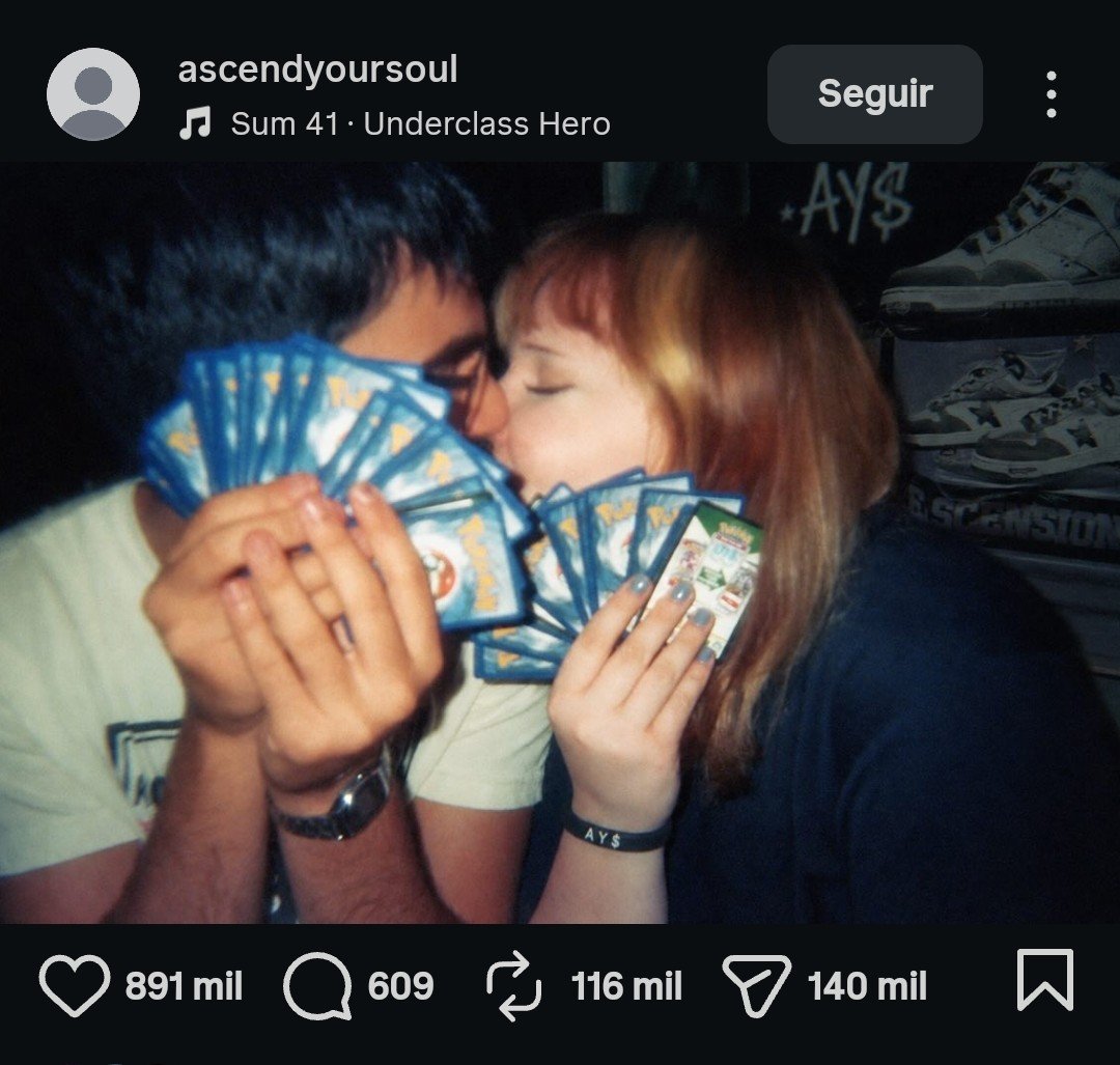 kasudh's tweet photo. algunos dirán q es envidia, pero dios mio la cantidad de larping que hay en esta foto es abismal 😭😭 https://t.co/sJGSBVOaBt