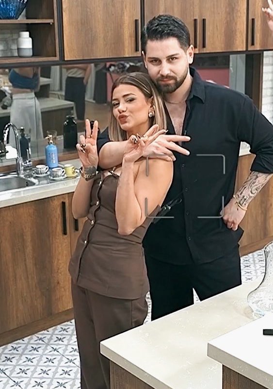 mainenergyy's tweet photo. çıtı pıtı enerjik tatlı kız ve ciddi erkek ilisskiisii✌🏼🌹❤️‍🔥 #kısmetseolur #CanYağ https://t.co/Wr5S6FLUjQ