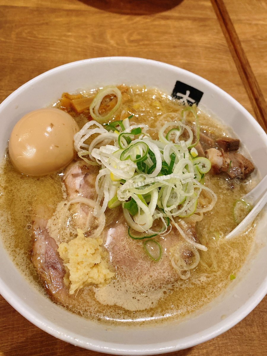 funabori_oshima's tweet photo. ７月定休日です🍜
１日(水)メンテナンスの為、臨時休業致します🙇🍜
店内テイクアウト商品あります(冷凍、カップ麺、2食入ラーメン)並ばずお買い求めできます🍜🍜🍜🙇🏻
７月も一生懸命作ります🍜💡
よろしくお願い致します🍜🙇 https://t.co/NcEYn8Cv6f