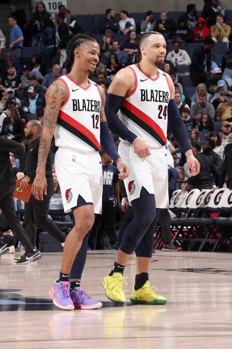 blazerwagon's tweet photo. Heard suns need a point guard like Jrue.

Dame/scoot
Ja/shae
Deni/Brooks
Tou/Sidy
Clingan/Rob will 

Ring us!!! https://t.co/DBHxHlFyxS