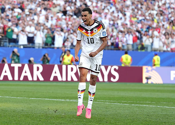 _GioMusiala_'s tweet photo. Jamal Musiala completed 6 dribbles in 57 minutes whereas Wirtz managed only 2 in 110 minutes.

You had to watch the match to see it. https://t.co/miP0tyt3do