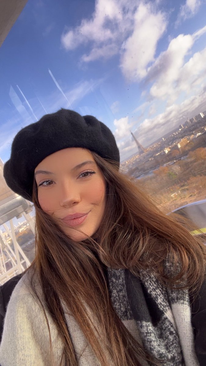 ccmsil98's tweet photo. 📍🇫🇷🗼🍷🥖 https://t.co/Sp1bEMAJes