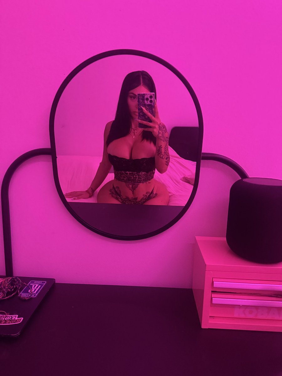 Emilyvee34's tweet photo. Wanna play ?
hmu… https://t.co/FDbmKIQPk4 https://t.co/AiiH4meiDg
