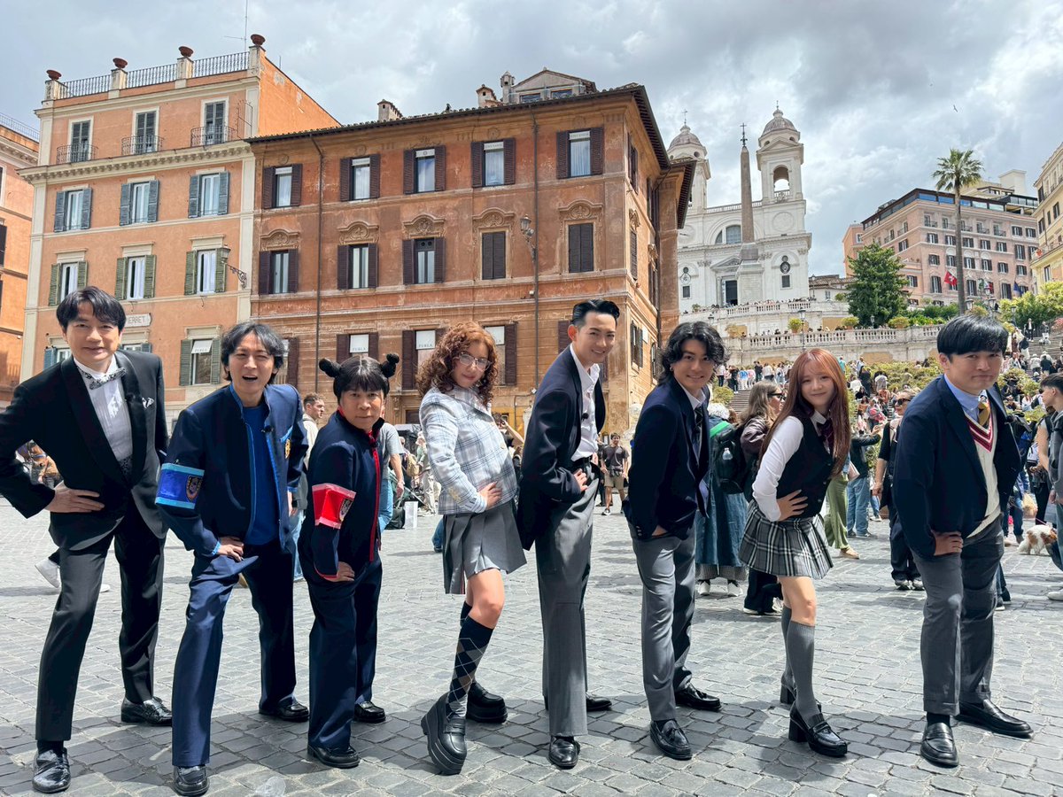 guru99_ntv's tweet photo. ＼#ぐるナイ 放送スタート／

ぐるナイ特別編🌈
イタリア・ローマに上陸🇮🇹

星付きレストランで高額ゴチバトル
&amp;ローマで話題のドルチェツアー🍨

ナイナイと豪華ゲストが
食べて食べて食べ尽くす！

日本に残った
ゴチレギュラーメンバーも高額自腹！？ https://t.co/E6GABRwheK