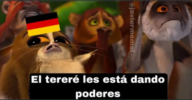 chiquimafia__'s tweet photo. Los alemanes a mitad del partido https://t.co/9lyU4QNzLk