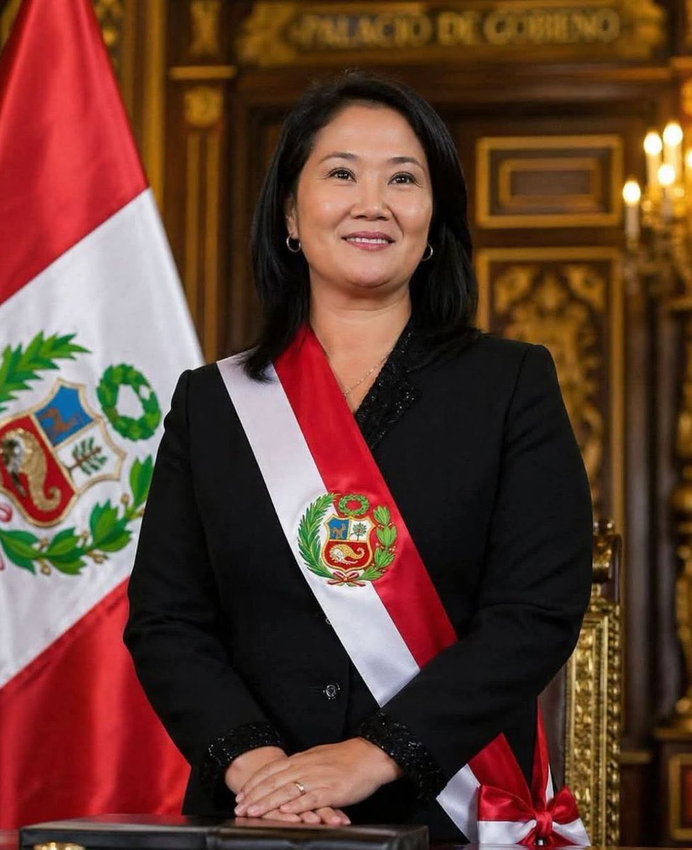 ComoEnLaCombi's tweet photo. @RoyEduardex Saluda a la primera presidenta elegida por voto. 

Súfrelo. 

#keikopresidentedelperú 
JNE
ONPE https://t.co/9xcxQH7Kb4