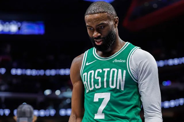 Sleeper_Hoops's tweet photo. Talks are ongoing between the Celtics and Nuggets regarding a Jaylen Brown trade, per @ChrisBHaynes 

Denver has a “deep interest" in Brown. https://t.co/V2BCfSyHOF