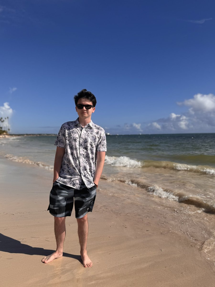 ogwizardCS's tweet photo. de_dominicana 🇩🇴 https://t.co/4dHYC3IqLP