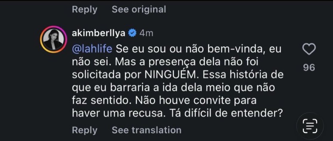 danischimidtt's tweet photo. Você não sabe se é bem vinda? AMADAAAAAAA???? Você é uma cara de pau. Não houve convite pq não deixa ir pra santos sozinha imagina ir aos EUA. Tem que ser mt sonsa mesmo kkkkk https://t.co/6AykxnXyb8