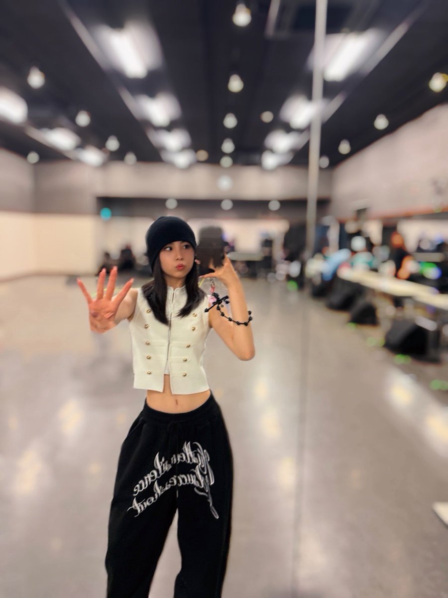 _Simple_isBest's tweet photo. Riley you're in trouble, that amount of drip surely ain't legal 😱
#櫻井梨央 
#morningmusume26 
#モーニング娘26 https://t.co/dmeCn5BUxg
