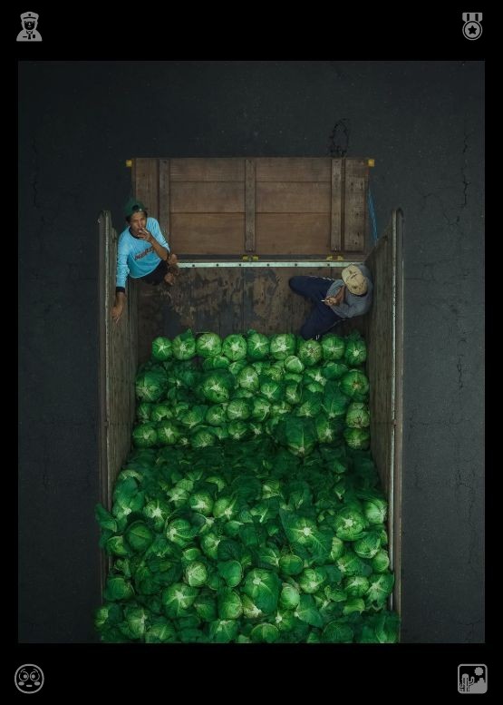 Apple_sn48's tweet photo. Today: work with positivity and achieve excellent results—the joy of labor! We devote our spare time and energy to football, silently persisting and struggling purely for the inner dreams and sincere love rooted in our hearts. https://t.co/q9j2zhVla1