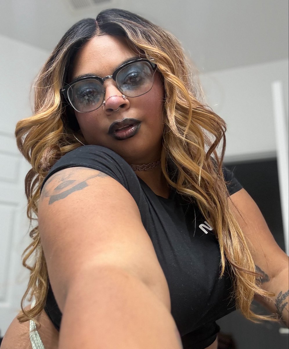 ur fave bioncle 🖤🦿 tweet media