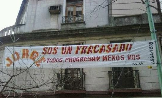 KaiserEIV's tweet photo. Sos un fracasado Argentina todos progresan menos vos https://t.co/9H4uahOV8n