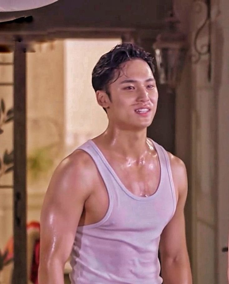 bayu_ganteng97's tweet photo. Mingyu (SEVENTEEN) 

Dari sekian banyak idol kpop, menurut gue sih doi nih paling Macho, Manly, Sexy, Hot, tapi tetap keliatan manis wajahnya. Auranya maskulinnya kuat banget. Dengan wajah dan proporsi badan kayak gini sih harusnya dia bisa ngembangin karir ke bidang Acting kayak idol idol lain. Dia punya aura Actor. 

What do you think? 💖