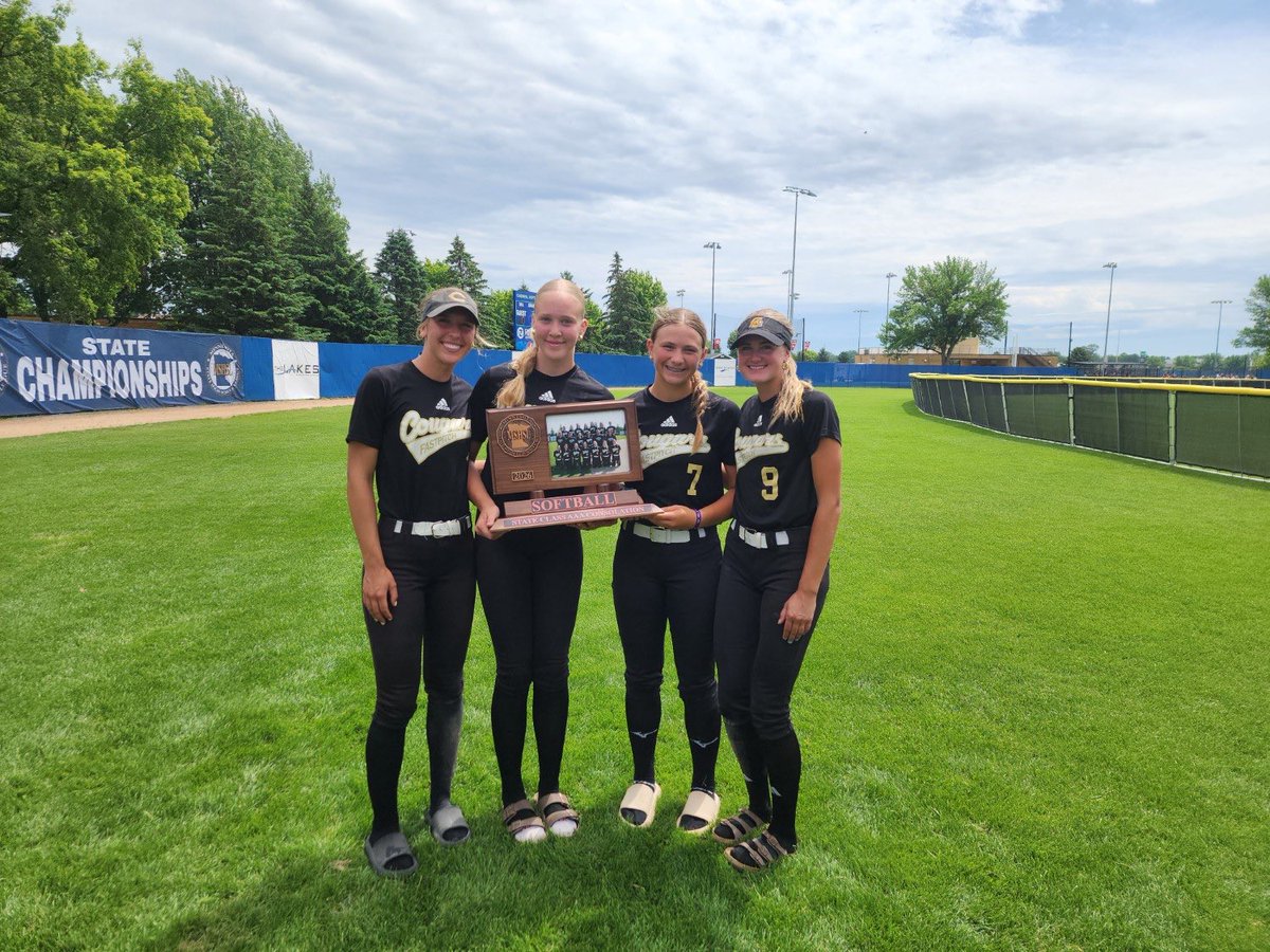 ChloeGrams5's tweet photo. I was blessed with the opportunity as a 7th grader be apart of a great team that finished state consolation champions @KatoFastpitch @MIDWESTSPEEDSC https://t.co/iujn7Qzv1Q