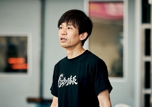 03edogawa's tweet photo. 9代目江戸川番長決定戦
おはようございます☀
昨日優勝戦が終わり、見事9代目江戸川番長に襲名したのは、、

#山田亮太 選手👑

.06のスタートから綺麗な『まくり差し』でそのまま先頭に。
江戸川水面を乗りこなす腕と江戸川を愛する気持ちで勝ち取った優勝でした😻

おめでとうございます🎉 https://t.co/F63aSpyPAP