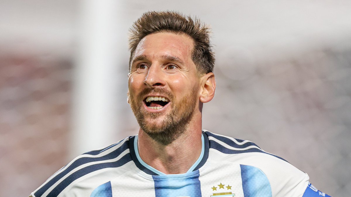 ActuFoot_'s tweet photo. 🚨🚨 L'AMÉRIQUE DU SUD ROULE SUR L'EUROPE DEPUIS LE DÉBUT DE CE MONDIAL !!! 🤯🔥

✅ Paraguay 🇵🇾 1-0 vs Turquie
✅ Argentine 🇦🇷 2-0 vs Autriche 
✅ Brésil 🇧🇷 3-0 vs Écosse 
✅ Équateur 🇪🇨 2-1 vs Allemagne
❌ Uruguay 🇺🇾 0-1 vs Espagne
🤝 Colombie 🇨🇴 0-0 vs Portugal 
✅ Paraguay 🇵🇾 1-1 vs Allemagne 

DINGUE.