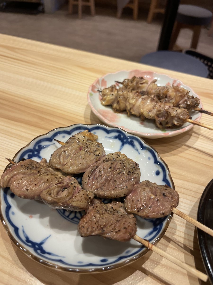 toofoolcamper's tweet photo. 昼は焼き鳥屋で最後の名古屋飯😆

もちろん飲み物はジンジャエールで👍🏻
うまかったぁ〜😋✨ https://t.co/BDc7SCBgvC