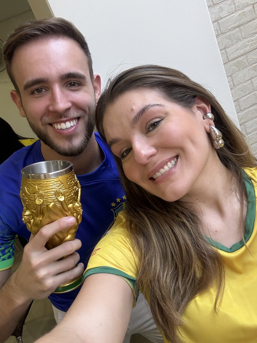 isllalopes's tweet photo. Eu e minha Best friend sempre together💚💚💚💚💚💚💚💚💚💚 https://t.co/HLJUA1z5wy