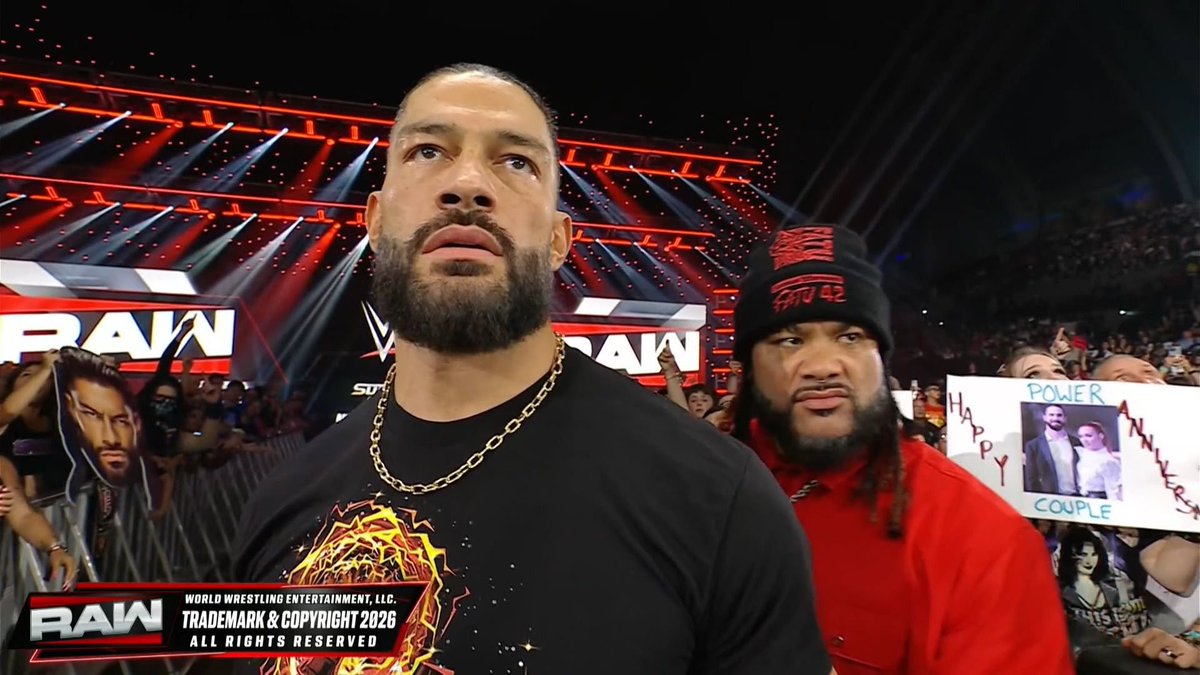 WrestleTalk_TV's tweet photo. "SummerSlam we close the door on the Shield, forever" https://t.co/OkiLcDYYNv